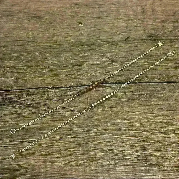 Pair of 2 Dainty Metal Geometrical Beads Gold Tone Bracelets - Picture 1 of 2